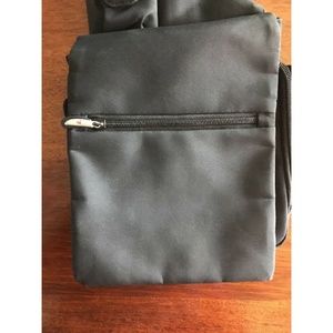 Travelon Cross Body Travel Pockets Bag Black